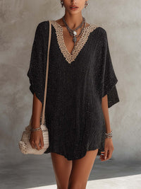 Black color-block V-neck mini dress with batwing sleeves