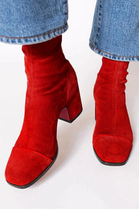 Rubina | Stiefeletten in kräftigem Rot