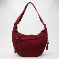 Rosa | Schultertasche in Bordeaux