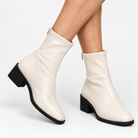 Roxane | Schlichte Stiefeletten mit Reißverschluss hinten