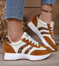 Corinna | Retro-Sneaker in Karamell mit Leopardendetail