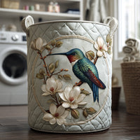 Yvette | Handgesteppter Wäschekorb mit Kolibri und Magnolien